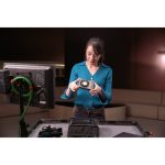 Zhiyun MOLUS X100 Bi-Color Pocket COB Monolight (Combo Kit) - Image 47