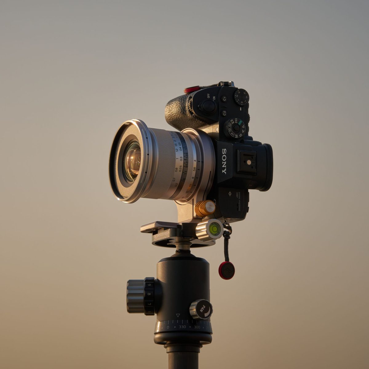 NiSi Wizard W-63 Camera Positioning Bracket For Sony - Image 25